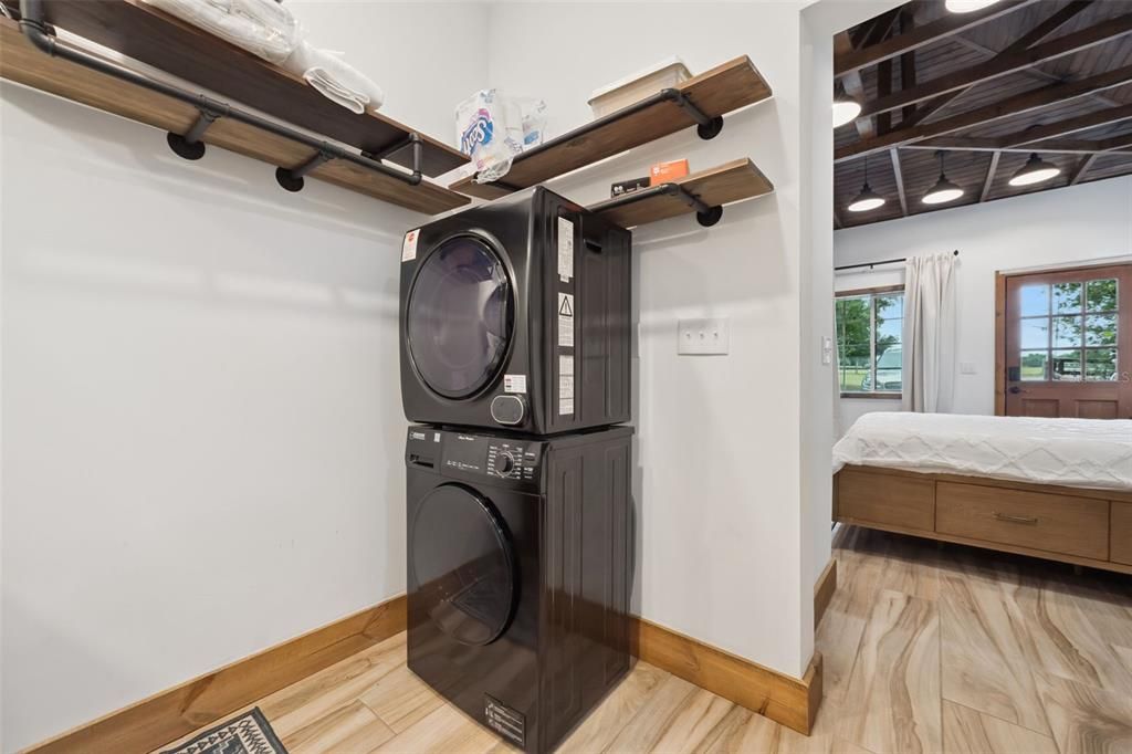 For Sale: $1,400,000 (3 beds, 4 baths, 2862 Square Feet)