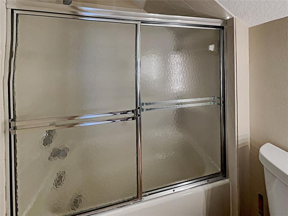 На продажу: $350,000 (4 спален, 2 ванн, 1458 Квадратных фут)