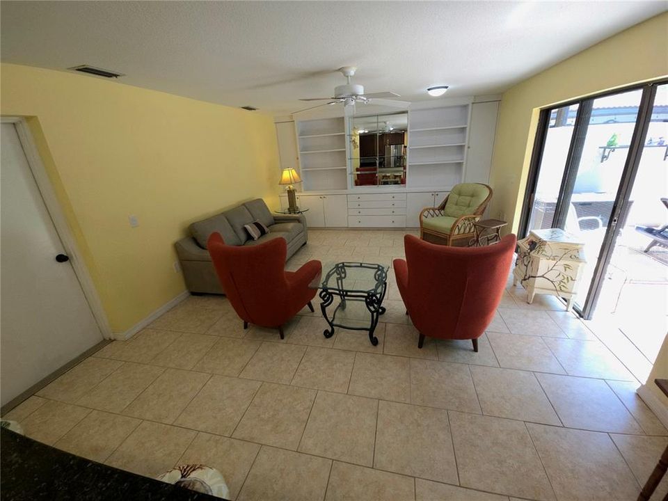 En Venta: $359,999 (3 camas, 2 baños, 2050 Pies cuadrados)