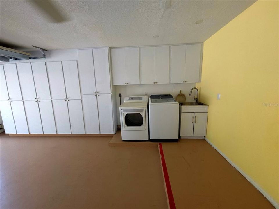 En Venta: $359,999 (3 camas, 2 baños, 2050 Pies cuadrados)