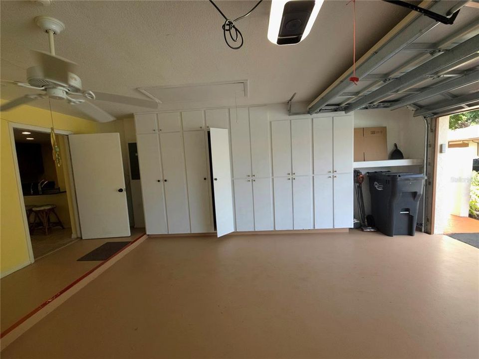 En Venta: $359,999 (3 camas, 2 baños, 2050 Pies cuadrados)