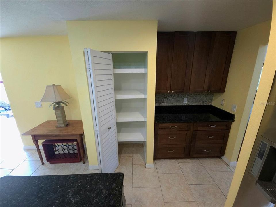 En Venta: $359,999 (3 camas, 2 baños, 2050 Pies cuadrados)