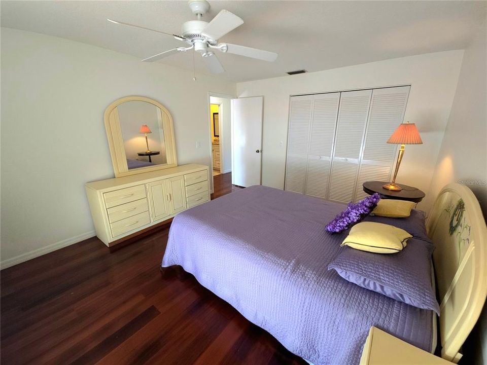 En Venta: $359,999 (3 camas, 2 baños, 2050 Pies cuadrados)