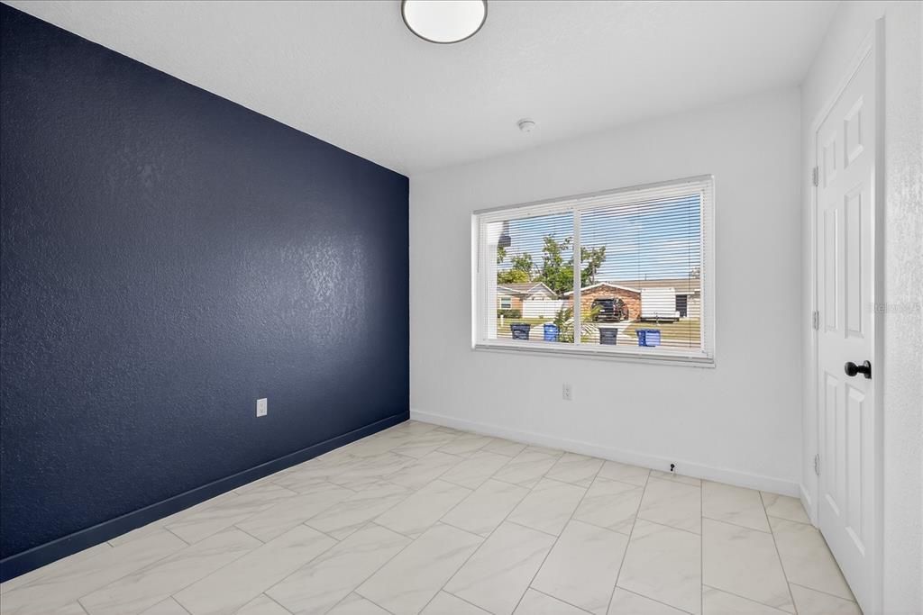 Activo con contrato: $549,900 (6 camas, 5 baños, 2008 Pies cuadrados)