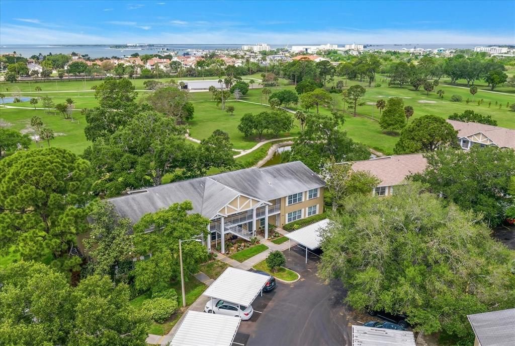 For Sale: $350,000 (2 beds, 2 baths, 1010 Square Feet)