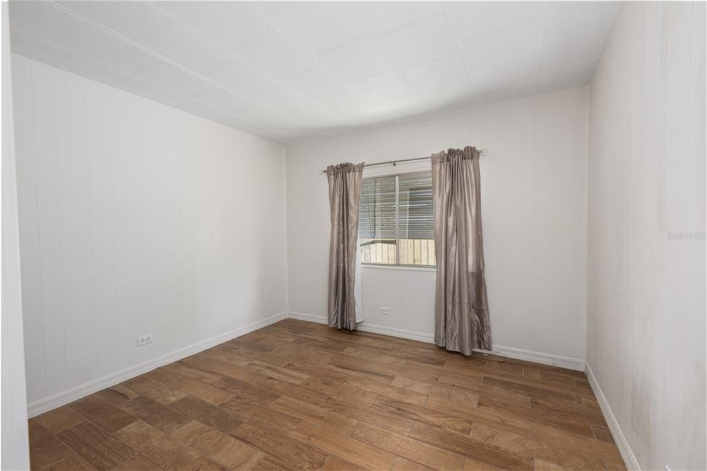 На продажу: $216,500 (2 спален, 2 ванн, 960 Квадратных фут)