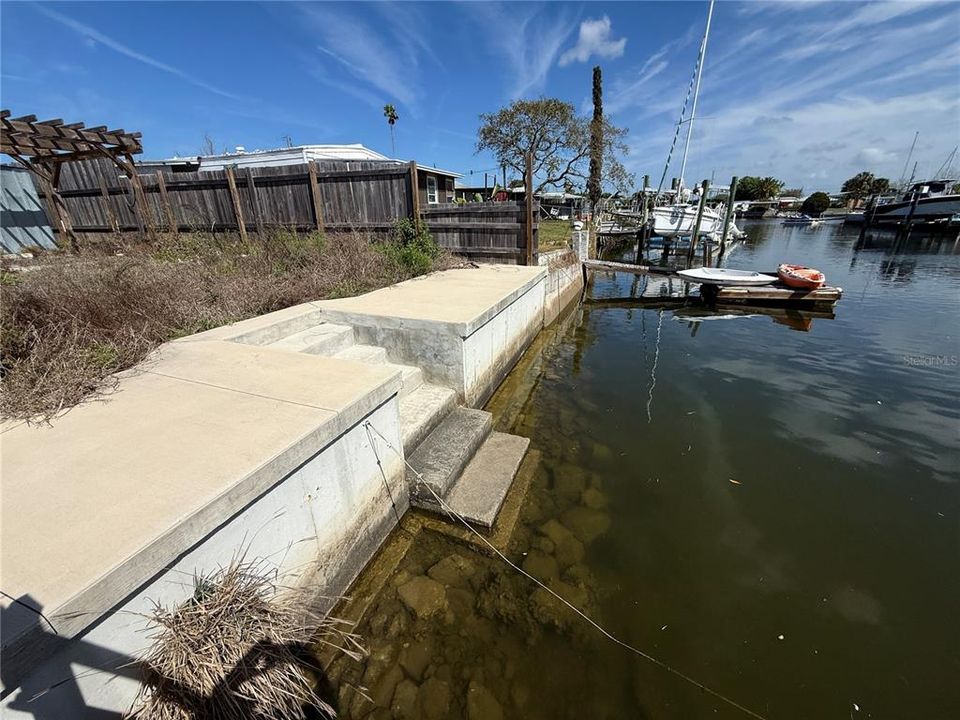 На продажу: $130,000 (0.09 acres)