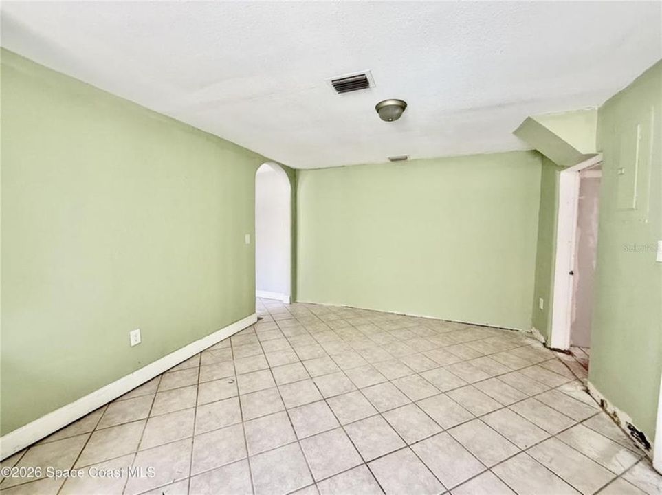 En Venta: $172,500 (3 camas, 2 baños, 952 Pies cuadrados)