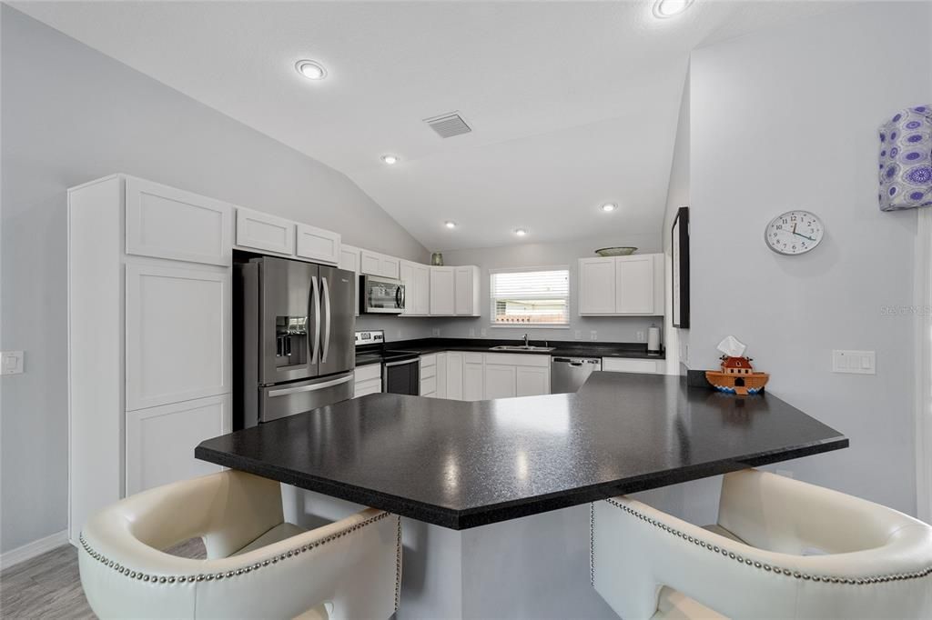 For Sale: $369,000 (3 beds, 2 baths, 1978 Square Feet)