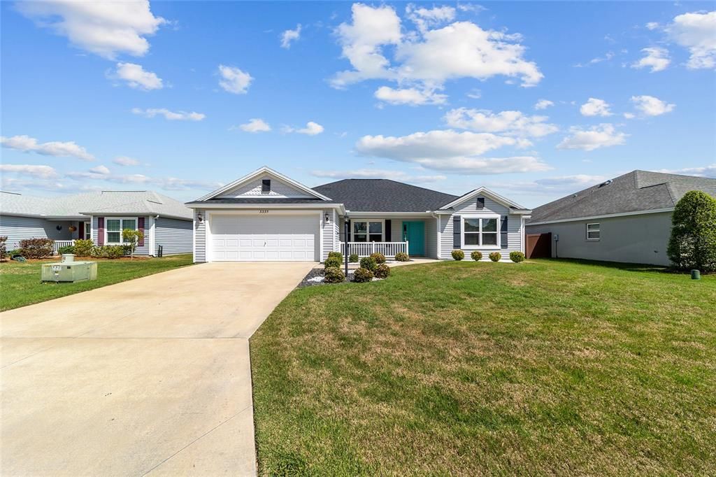 For Sale: $369,000 (3 beds, 2 baths, 1978 Square Feet)
