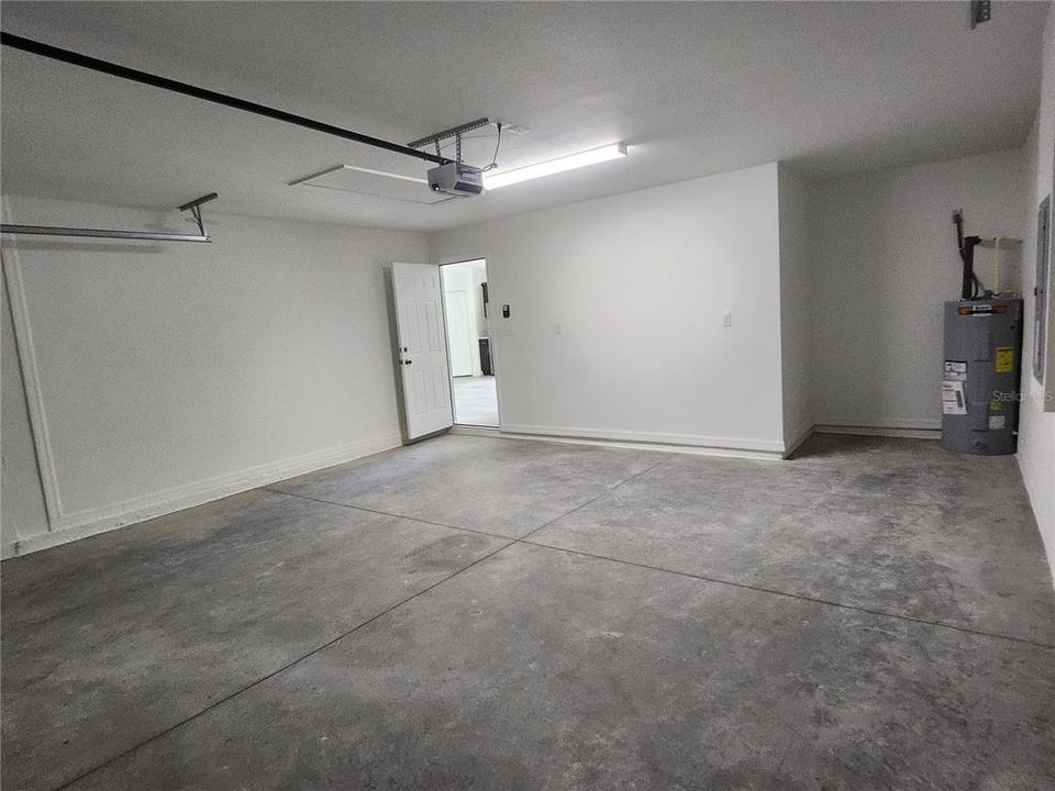 Activo con contrato: $259,999 (3 camas, 2 baños, 1349 Pies cuadrados)