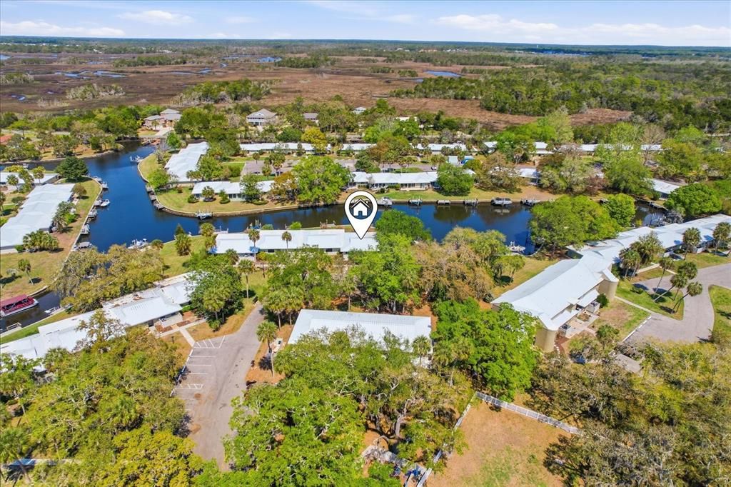 На продажу: $154,750 (2 спален, 2 ванн, 1584 Квадратных фут)