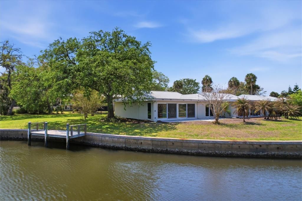 На продажу: $154,750 (2 спален, 2 ванн, 1584 Квадратных фут)