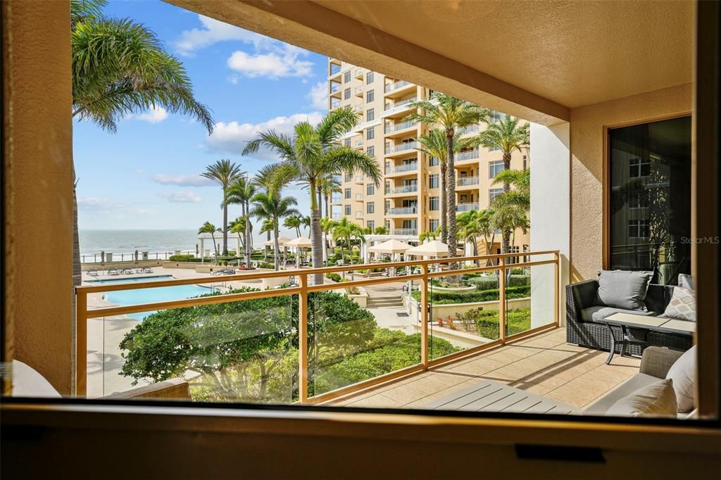 For Sale: $2,400,000 (2 beds, 2 baths, 2022 Square Feet)