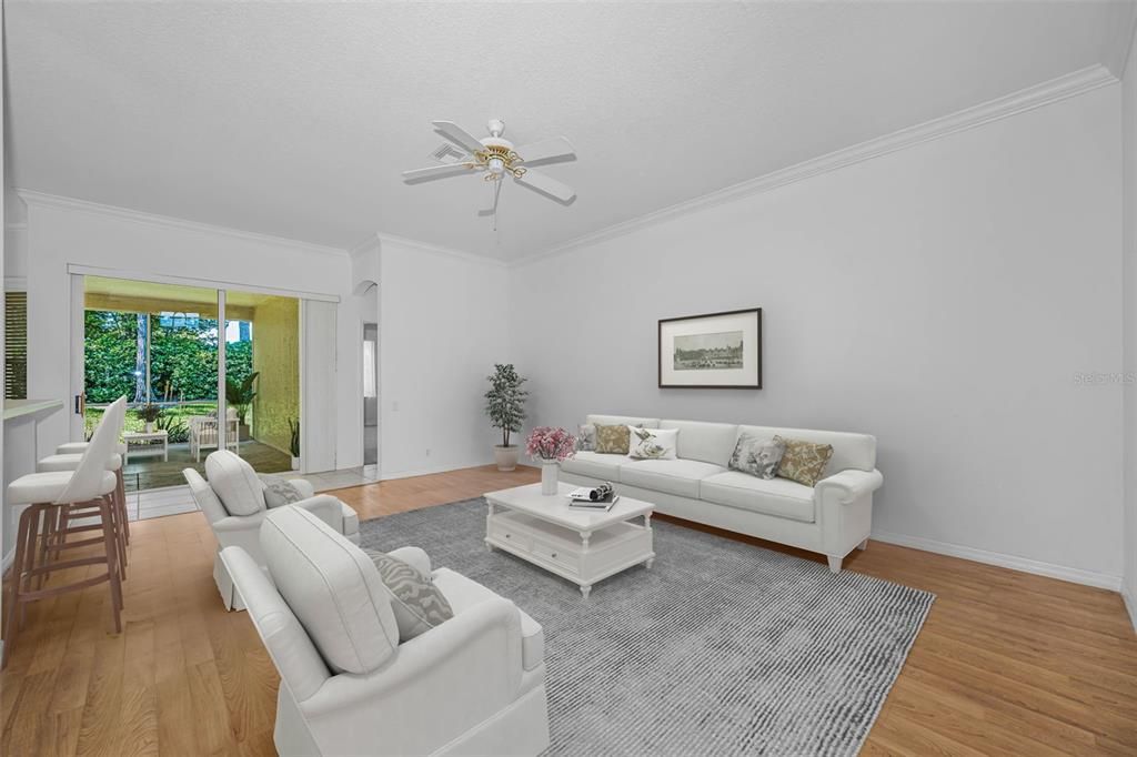 Activo con contrato: $389,900 (3 camas, 2 baños, 1683 Pies cuadrados)