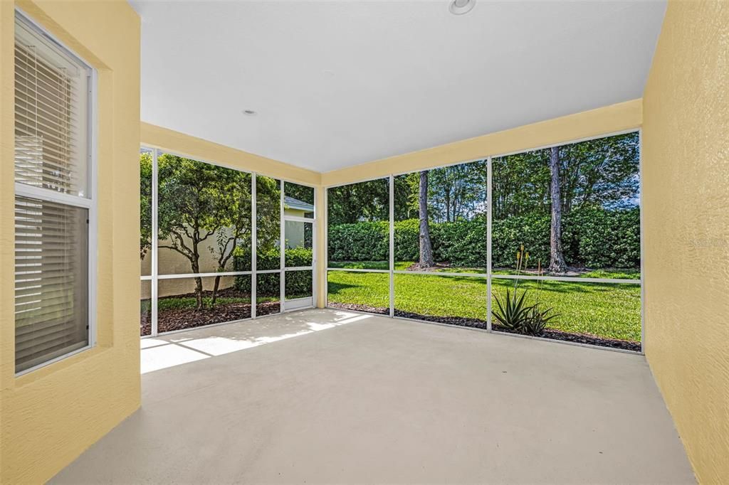 Activo con contrato: $389,900 (3 camas, 2 baños, 1683 Pies cuadrados)