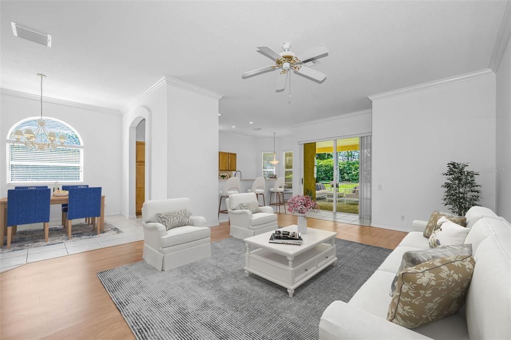 Activo con contrato: $389,900 (3 camas, 2 baños, 1683 Pies cuadrados)