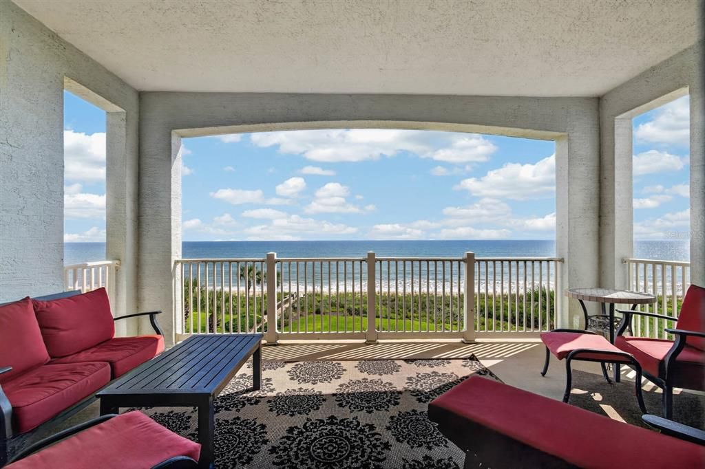 Active With Contract: $724,900 (3 beds, 2 baths, 1682 Square Feet)