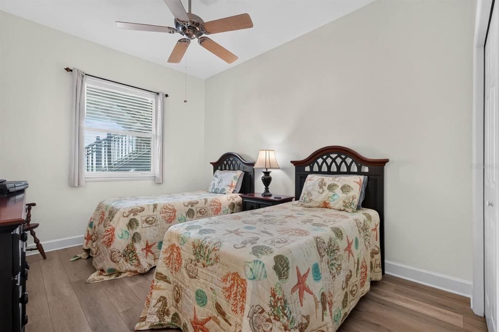 Active With Contract: $724,900 (3 beds, 2 baths, 1682 Square Feet)