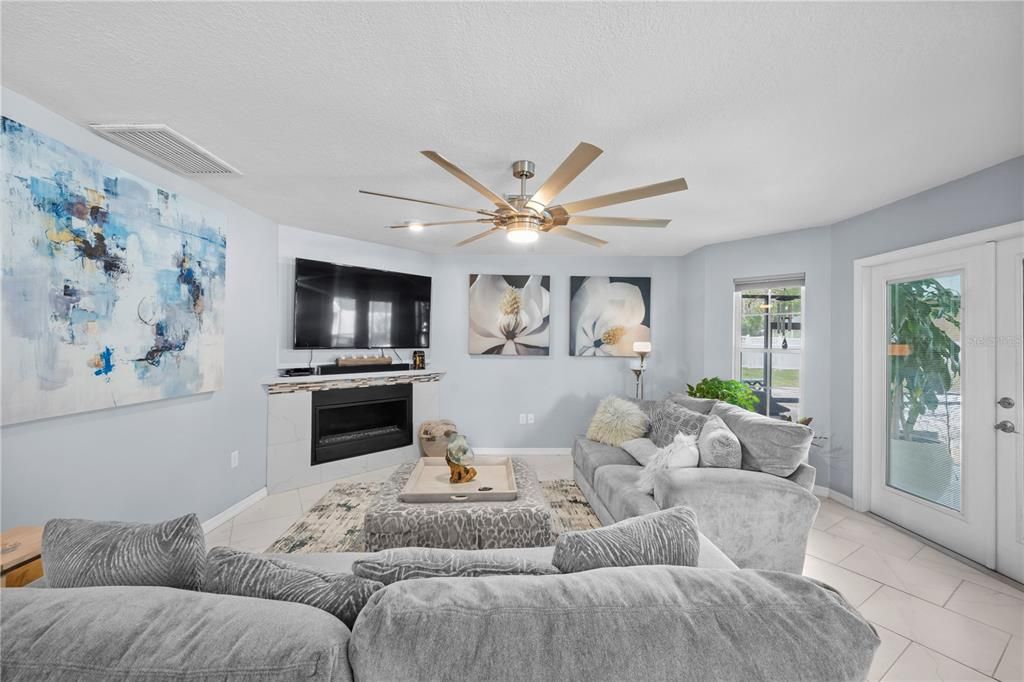For Sale: $724,900 (4 beds, 3 baths, 3152 Square Feet)
