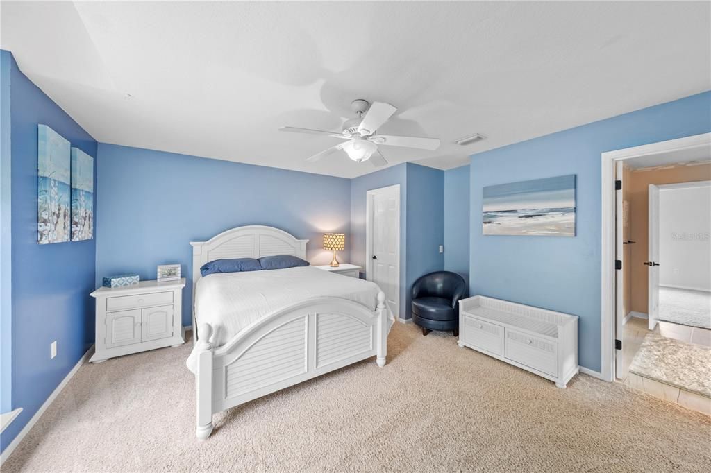 For Sale: $724,900 (4 beds, 3 baths, 3152 Square Feet)