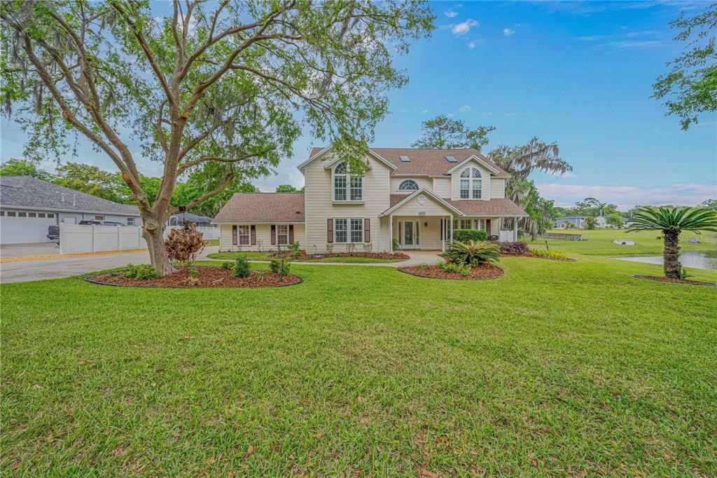 For Sale: $724,900 (4 beds, 3 baths, 3152 Square Feet)