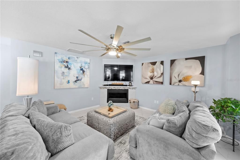 For Sale: $724,900 (4 beds, 3 baths, 3152 Square Feet)