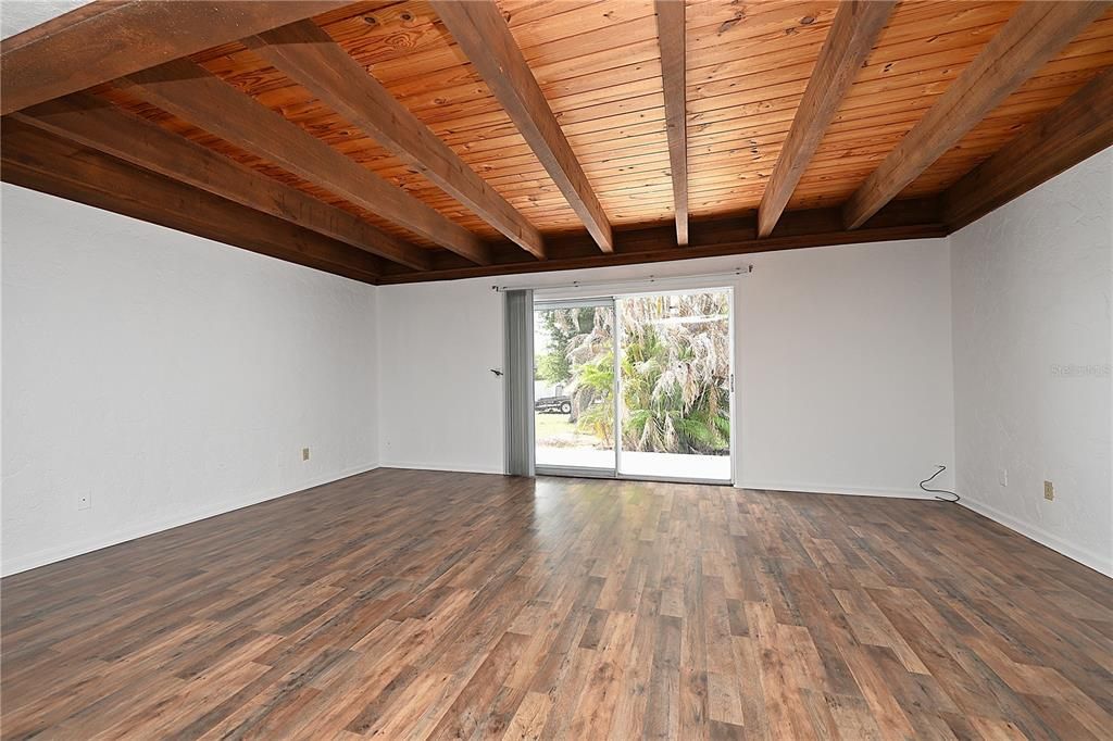 В аренду: $1,650 (3 спален, 2 ванн, 1520 Квадратных фут)