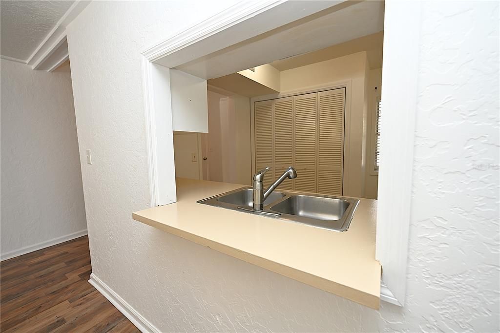 В аренду: $1,650 (3 спален, 2 ванн, 1520 Квадратных фут)