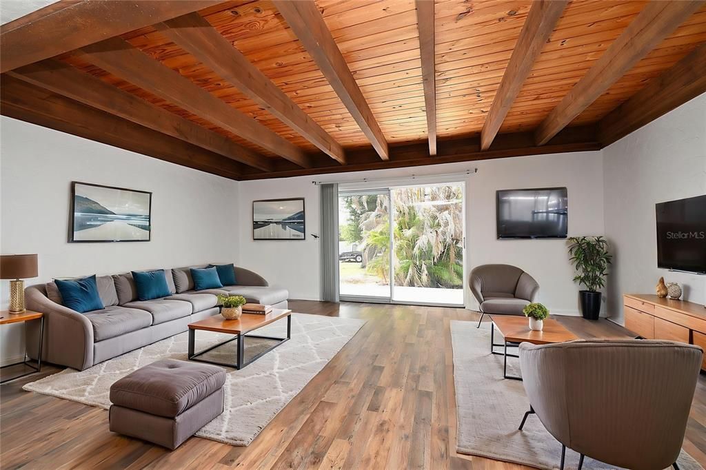 В аренду: $1,650 (3 спален, 2 ванн, 1520 Квадратных фут)