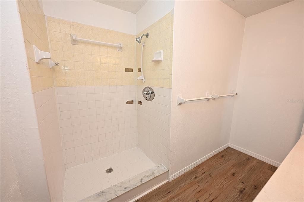 В аренду: $1,650 (3 спален, 2 ванн, 1520 Квадратных фут)