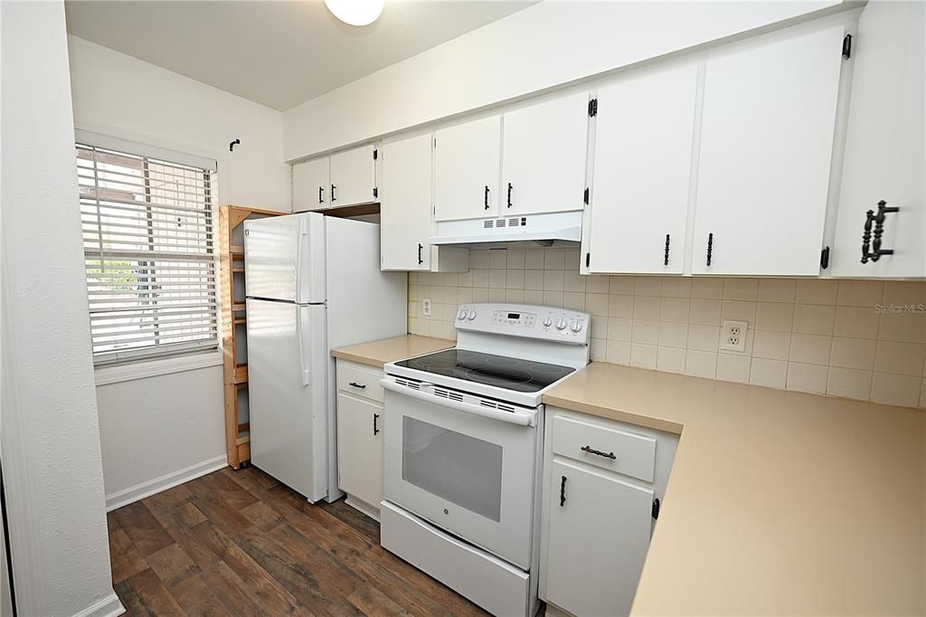 В аренду: $1,650 (3 спален, 2 ванн, 1520 Квадратных фут)