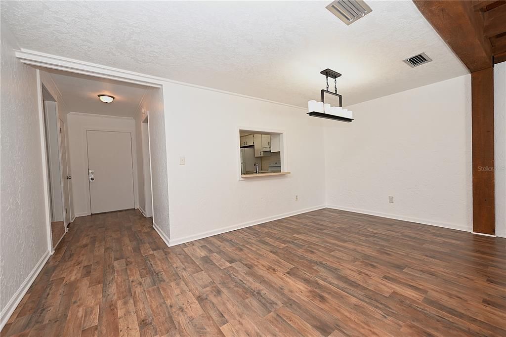 В аренду: $1,650 (3 спален, 2 ванн, 1520 Квадратных фут)