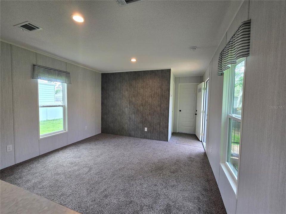 出租: $1,600 (2 贝兹, 2 浴室, 728 平方英尺)