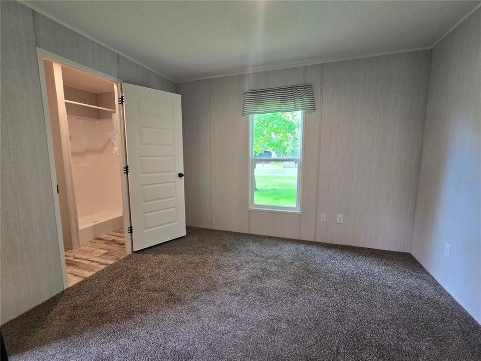 出租: $1,600 (2 贝兹, 2 浴室, 728 平方英尺)