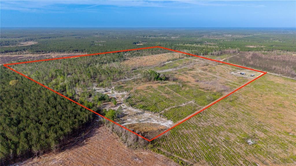 En Venta: $459,000 (84.11 acres)