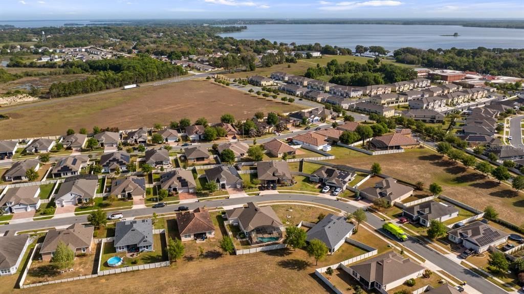На продажу: $469,900 (4 спален, 2 ванн, 2178 Квадратных фут)