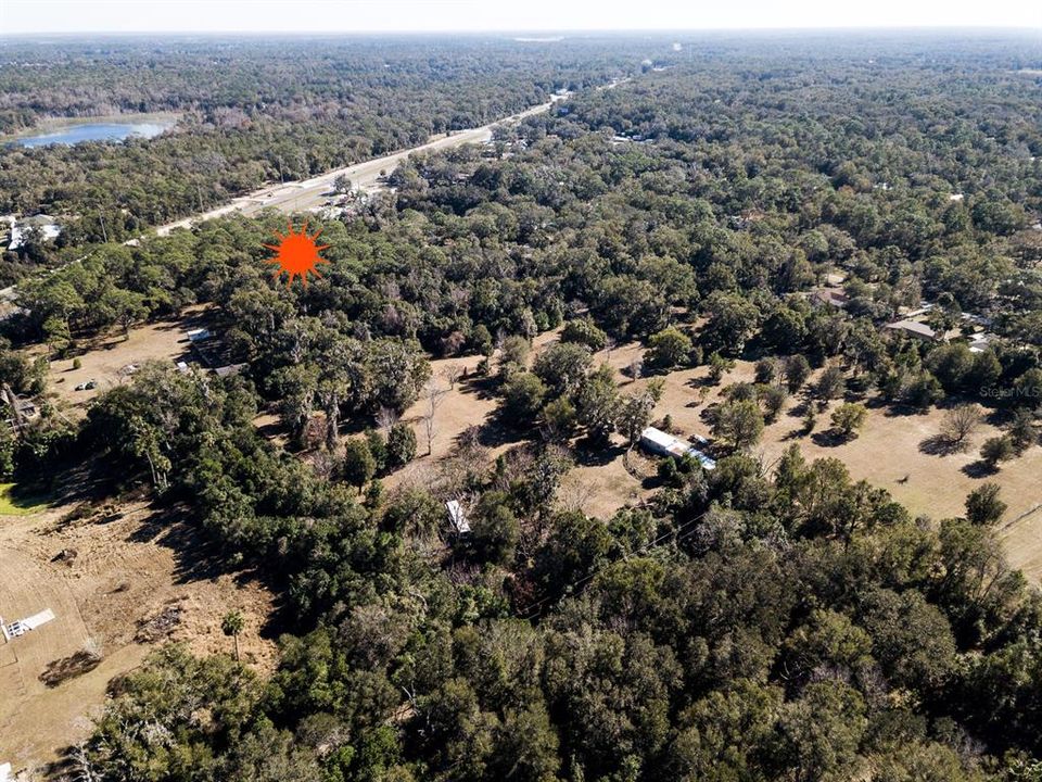 待售: $400,000 (5.84 acres)