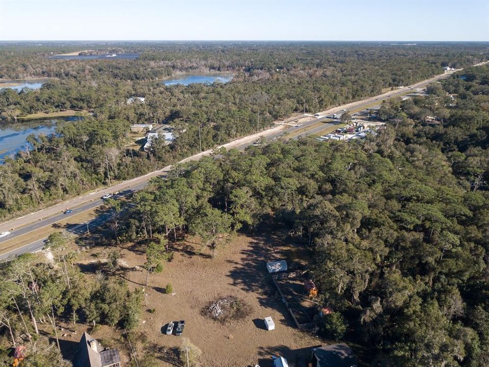 待售: $400,000 (5.84 acres)