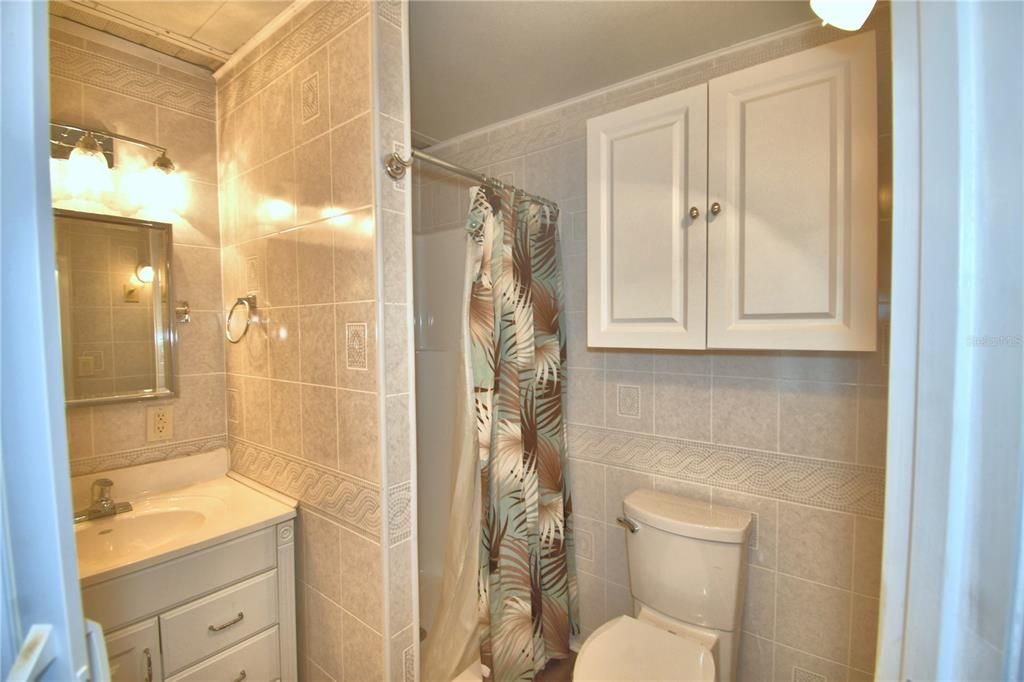 For Sale: $189,900 (2 beds, 2 baths, 900 Square Feet)