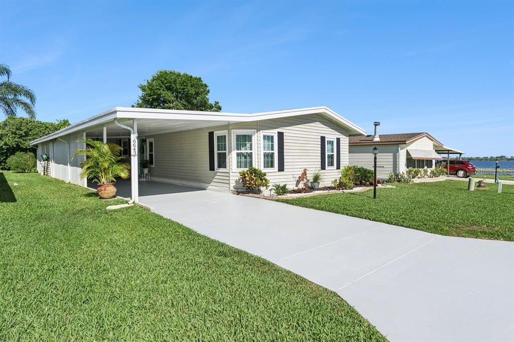 For Sale: $185,000 (2 beds, 2 baths, 1456 Square Feet)