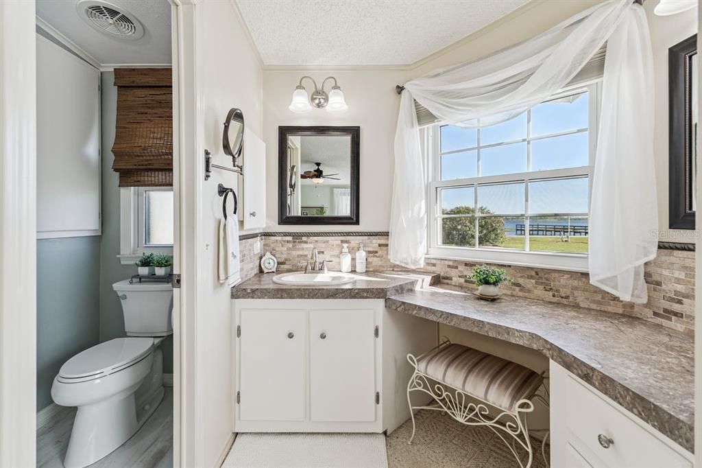 For Sale: $185,000 (2 beds, 2 baths, 1456 Square Feet)