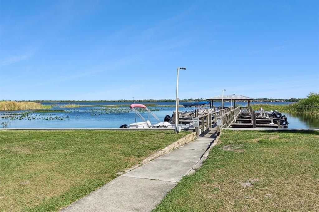 For Sale: $185,000 (2 beds, 2 baths, 1456 Square Feet)