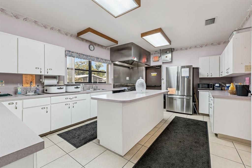 For Sale: $185,000 (2 beds, 2 baths, 1456 Square Feet)