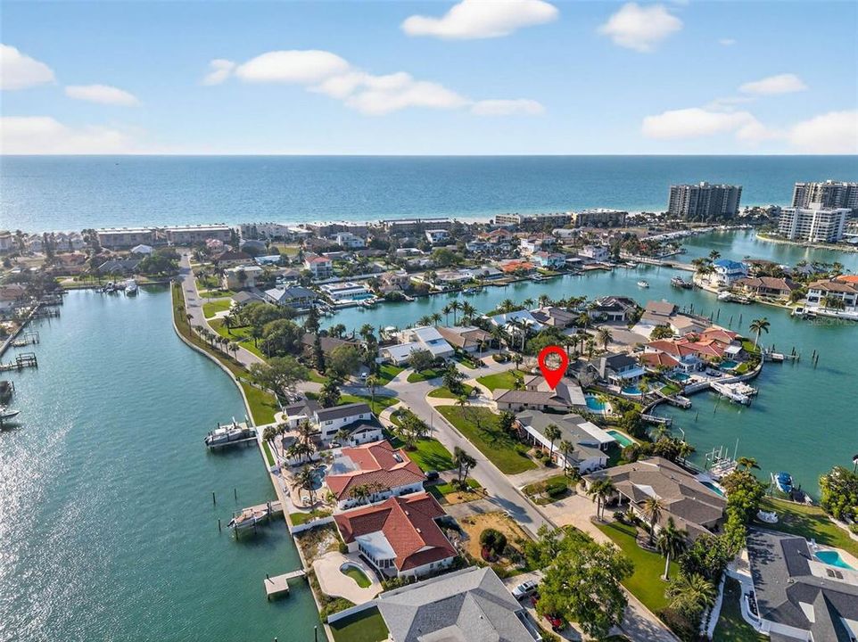 На продажу: $1,600,000 (4 спален, 3 ванн, 3083 Квадратных фут)