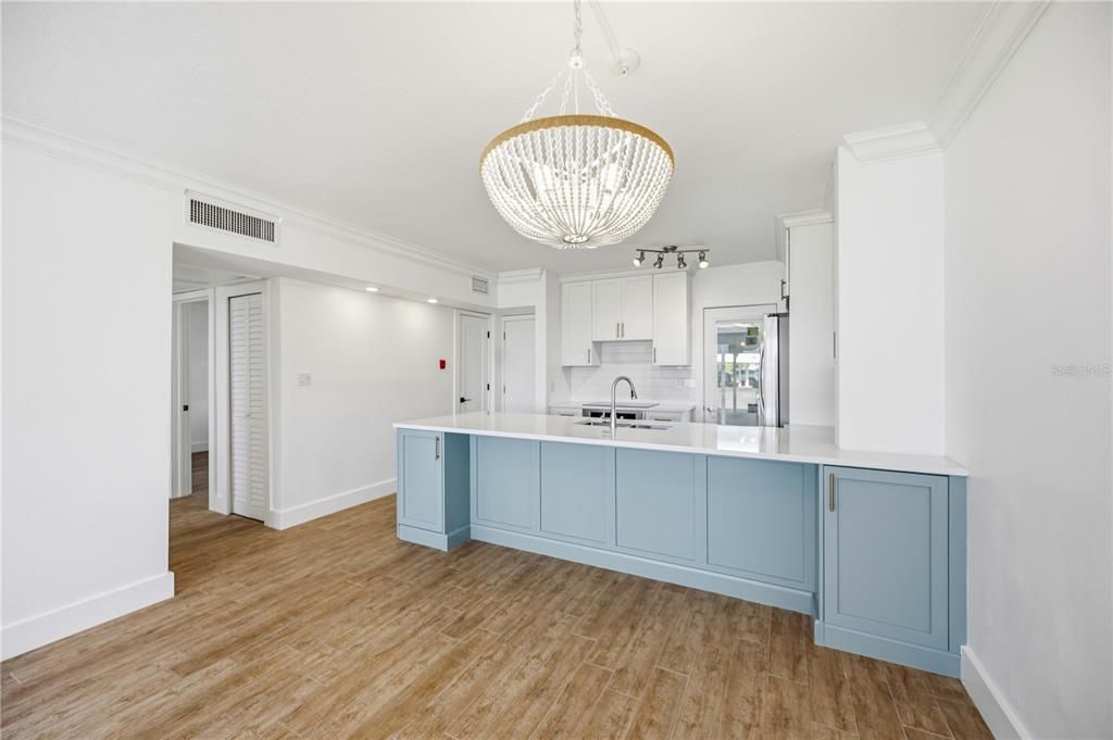 En Venta: $565,000 (2 camas, 2 baños, 882 Pies cuadrados)