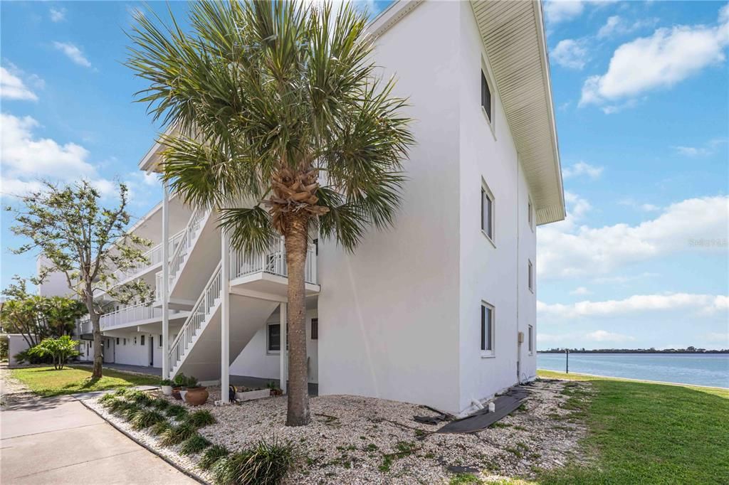 En Venta: $565,000 (2 camas, 2 baños, 882 Pies cuadrados)