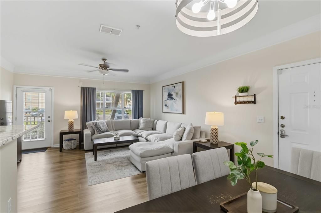 En Venta: $194,900 (2 camas, 1 baños, 1008 Pies cuadrados)