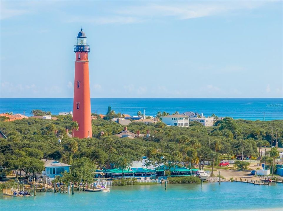 На продажу: $2,500,000 (1.48 acres)