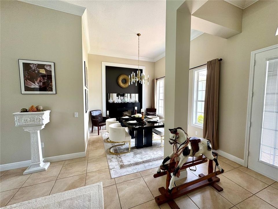 待售: $757,000 (4 贝兹, 3 浴室, 2548 平方英尺)